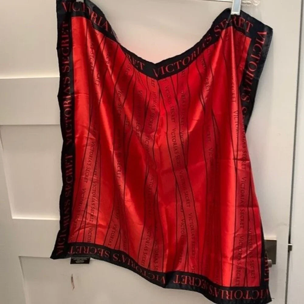 Victoria’s Secret Red/Black Silky Scarf